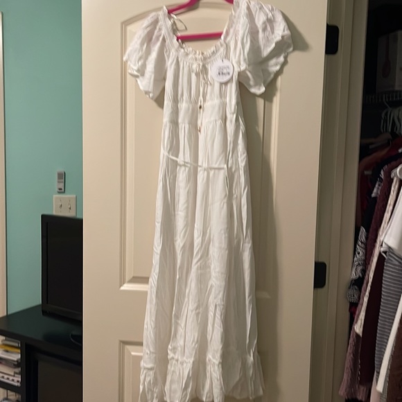 Petal and Pup NWT White dress - Picture 4 of 4